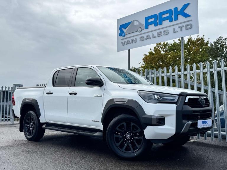 2022 Toyota Hilux Invincible X D/Cab Pick Up 2.8 D-4D Auto PICK UP DIESEL Automatic