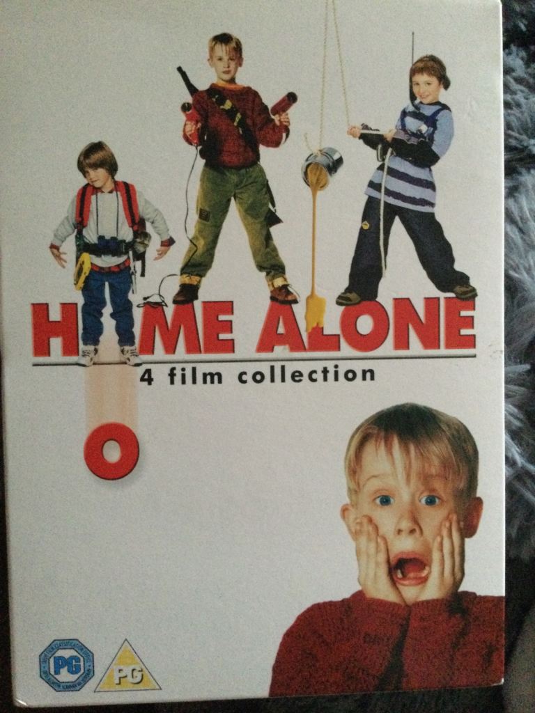 HOME ALONE 4 FILM BOXSET COLLECTION mint Quality as New £5 SUPERB KIDS FUN