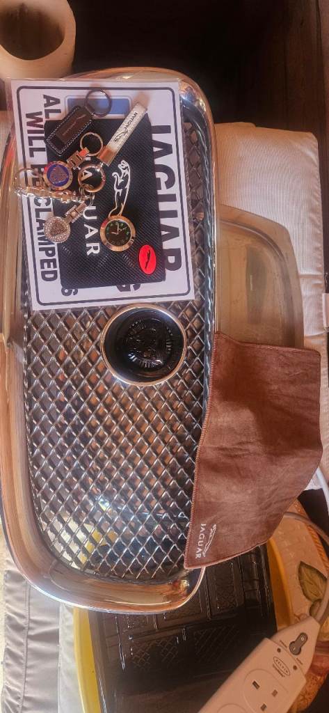 Jaguar accessories job lot