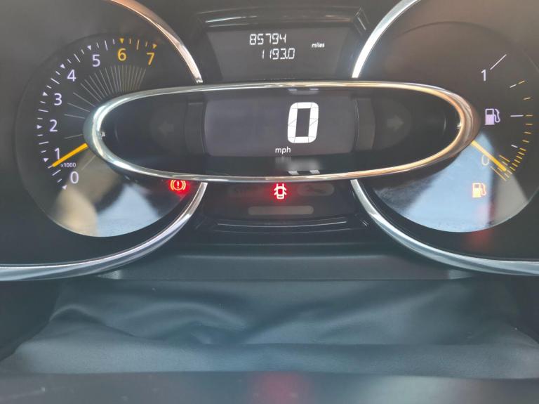 2014 Renault Clio 1.2 16V Dynamique MediaNav 5dr HATCHBACK PETROL Manual