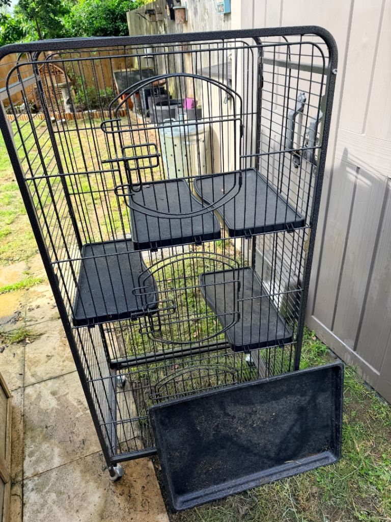 Small Animal Cage, great condition