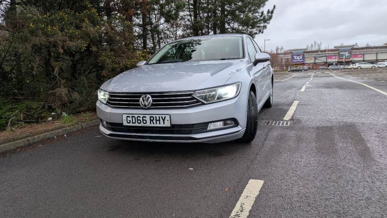 Volkswagen, PASSAT, Saloon, 2016, Manual, 1598 (cc), 4 doors