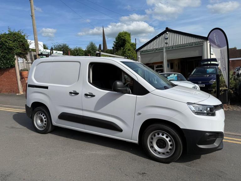 2024 Toyota ProAce 1.5 BlueHDi Active Short Panel Van 5dr Diesel Manual SWB Euro 6 (s/s) (100  Pa...