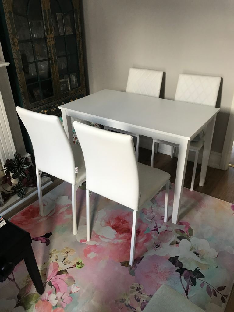WHITE DINING TABLE & FOUR CHAIRS, HARDLY USED