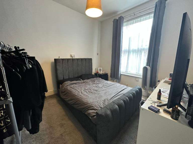 1 Bed flat - Portswood - BILLS INC - Available 10th April 2026 - Parking