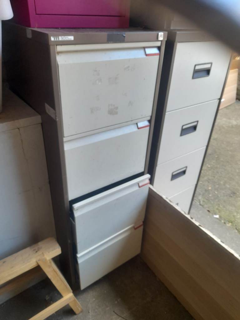 Grey Metal Filing Cabinet – Good Condition