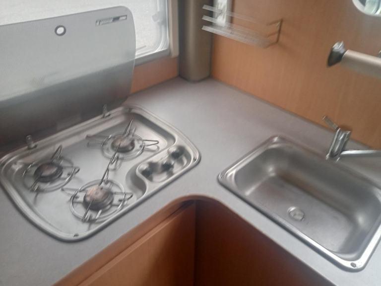 A CLASS PILOTE MOOVEO 6 BERTH 08 PLATE 