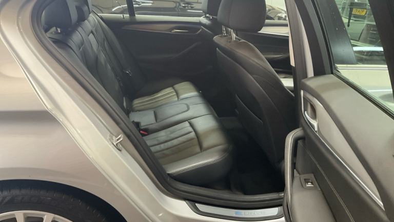 BMW 5 SERIES 2.0 530e SE Saloon 2018