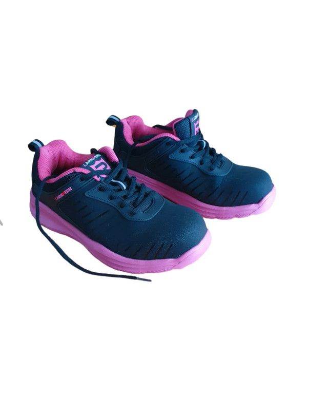 Womens Training shoes. Larnmern Size 5 UK. Safety Training Shoes.