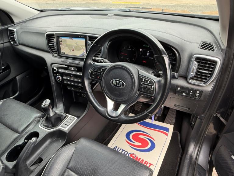 ** GREAT SPEC ** 2016 Kia Sportage 1.7 CRDi ISG 3 5 dr 2WD Estate ** £35 TAX **