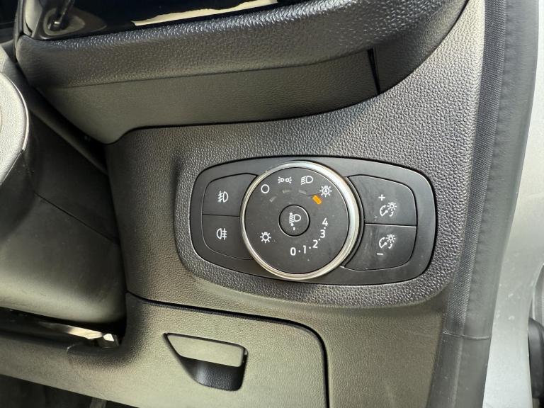 2018 Ford Fiesta 1.1 Ti-VCT Zetec Hatchback 5dr Petrol Manual Euro 6 (s/s) (85 ps) Hatchback Petr...