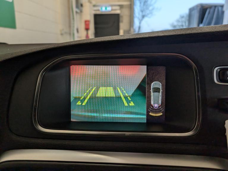 2019 Volvo V40 2.0 T2 GPF R-Design Nav Plus Euro 6 (s/s) 5dr HATCHBACK Petrol Manual