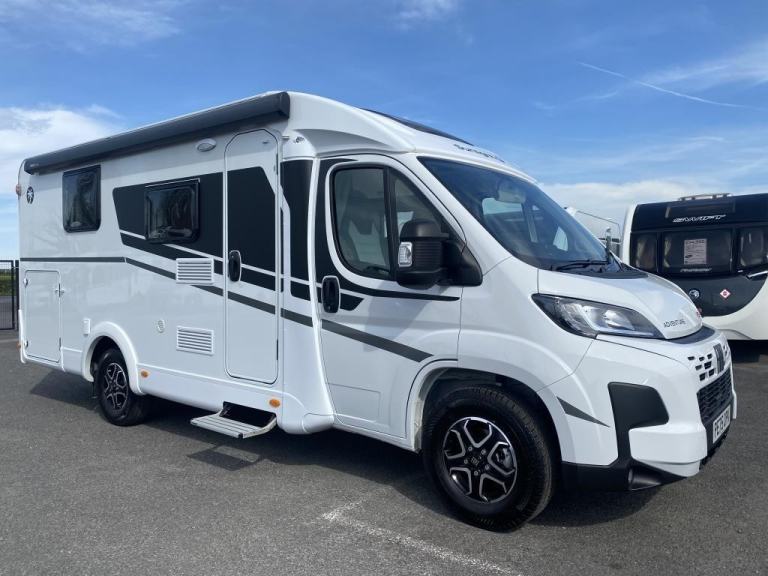 2025 SUNLIGHT V69 ADVENTURE EDITION LUXURY 2 BERTH MOTORHOME