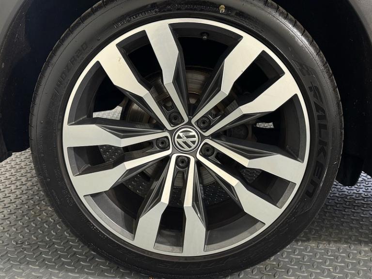 2017 Volkswagen Tiguan TDI R-Line SUV Diesel Automatic