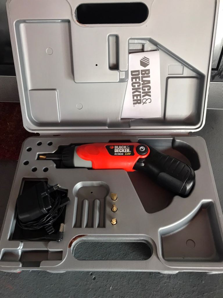 Black and decker cordless screw driver 