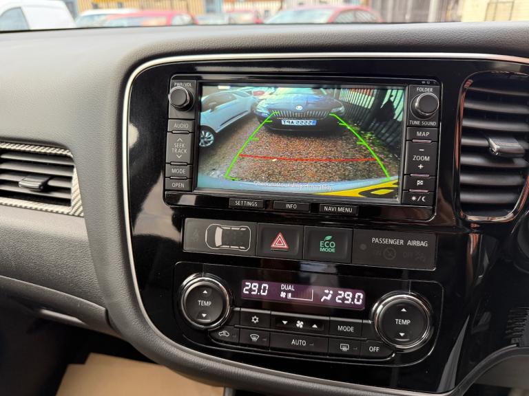 2013 Mitsubishi Outlander 2.2 DI-D GX4 5dr Auto ESTATE Diesel Automatic