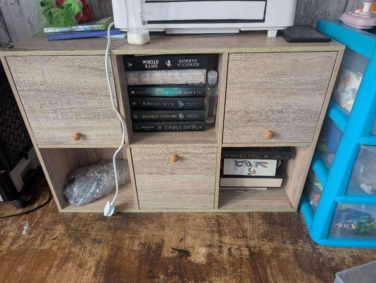 2 Light Wood Effect Storage Unit with Doors and Shelves