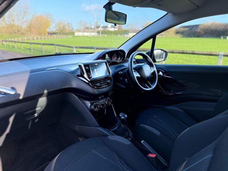 2014 Peugeot 208 1.2 VTi PureTech Active Euro 5 3dr HATCHBACK Petrol Manual