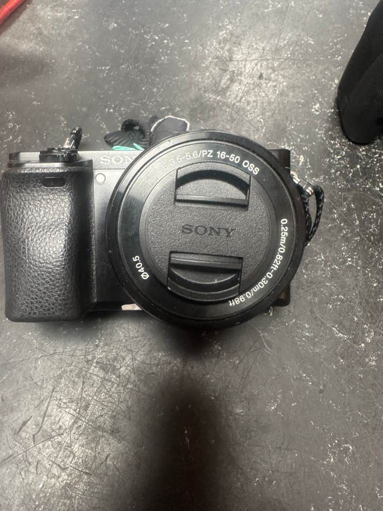 Sony Digital Camera with 16-50 OSS Lens