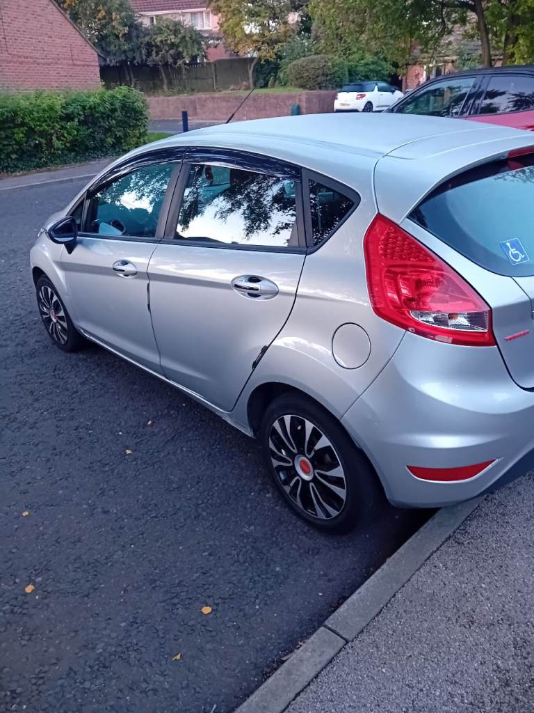 Ford, FIESTA, Hatchback, 2010, Manual, 1242 (cc), 5 doors