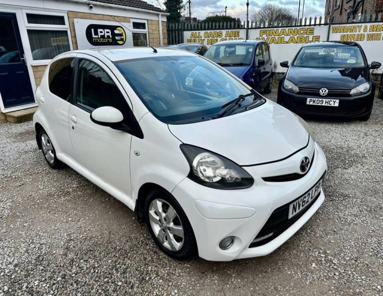 2013 Toyota AYGO 1.0 VVT-i Fire 5dr [AC] HATCHBACK PETROL Manual