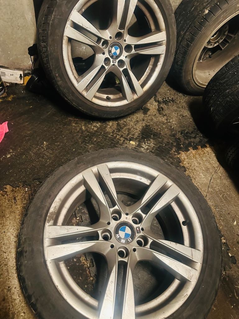 BMW 18 inch alloys with tyres ***BARGAIN***