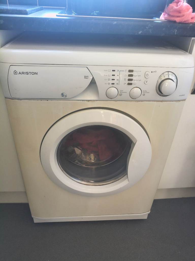 Ariston Washing Machine – Good Condition