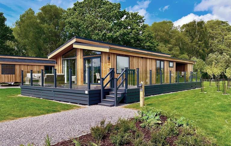The Retreat Lodge - 3 Bed Holiday Lodge - Green Hill Farm Holiday Village - New Forest