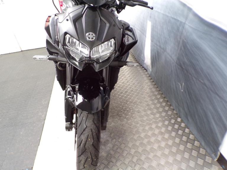 2025 KAWASAKI ZH2 WITH ONLY 1245 MILES FROM NEW