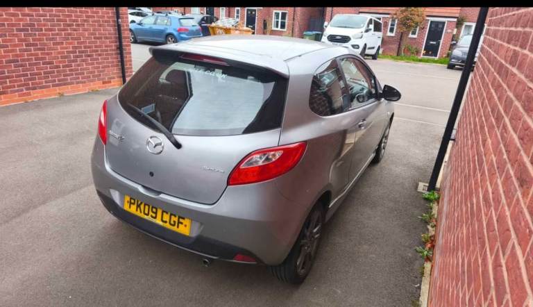2009 Mazda 2 Tamura Manual 1.3 petrol 