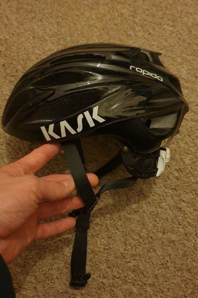 Kask rapido cycling cycle road helmet Medium m Size 52-58 cm Italy very light lightweight  black