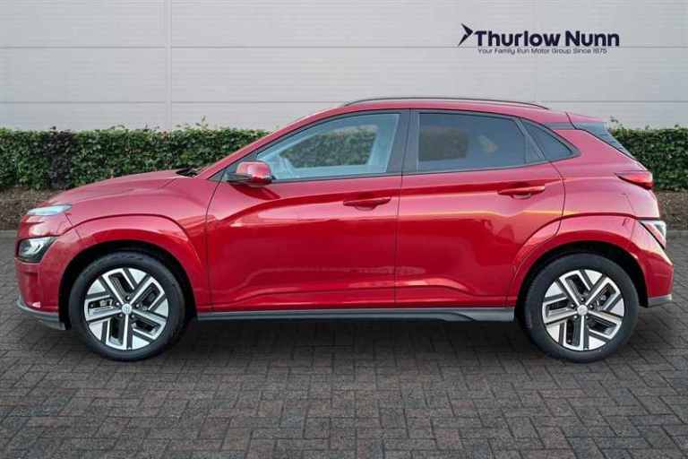 2022 Hyundai KONA 64kWh Premium SUV 5dr Electric Auto (10.5kW Charger) (204 ps) SUV Electric Auto...