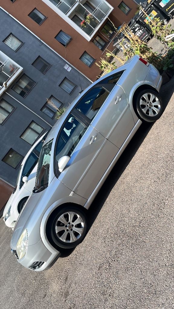 Vauxhall, VECTRA, Hatchback, 2008, Manual, 1796 (cc), 5 doors