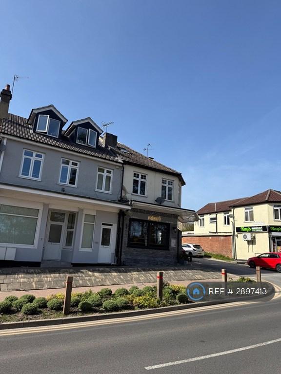 3 bedroom flat in Deepcut, Camberley, GU16 (3 bed) (#2897413)