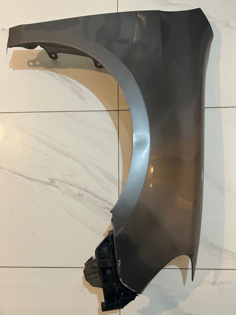 Volkswagen Golf MK6 Front driver side wing GREY LA7T