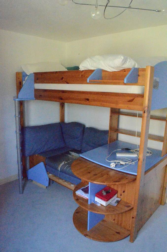 kids stompa type bed