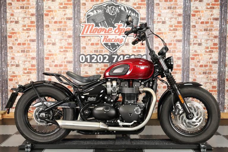 **DEPOSIT TAKEN** 2021 TRIUMPH BONNEVILLE BOBBER 1200 - ONLY 6,046 MILES! EXTRAS