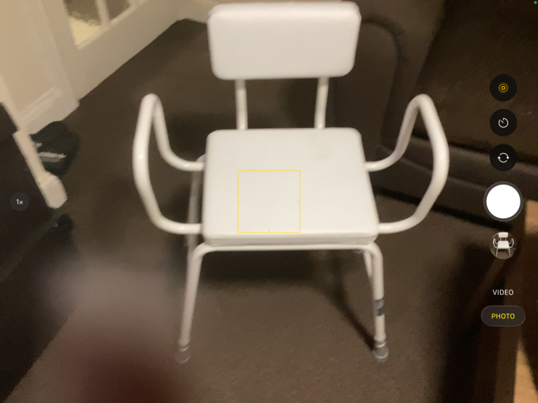 Free chair for kitchen oa bathroom