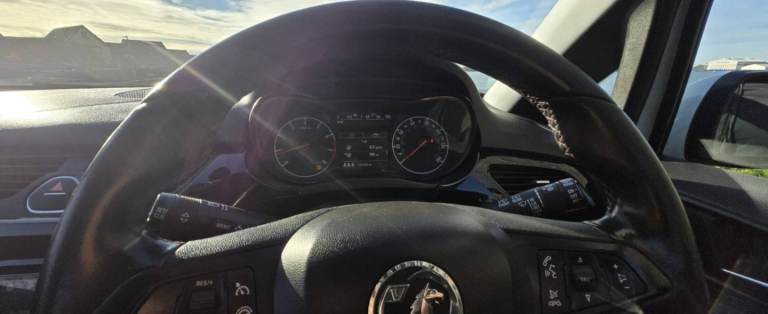 Vauxhall, CORSA, Hatchback, 2015, Manual, 1229 (cc), 3 doors