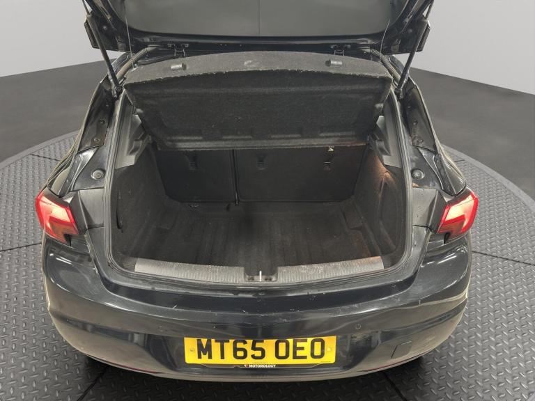 2015 Vauxhall Astra 1.4T 16V 150 SRi 5dr HATCHBACK PETROL Manual