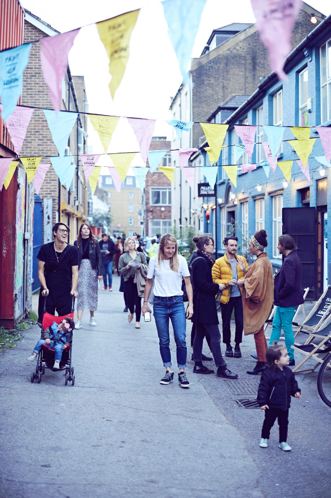 Creative - Deskspace to Rent Hackney 1 MONTH FREE East London E8 - join our community £250pcm