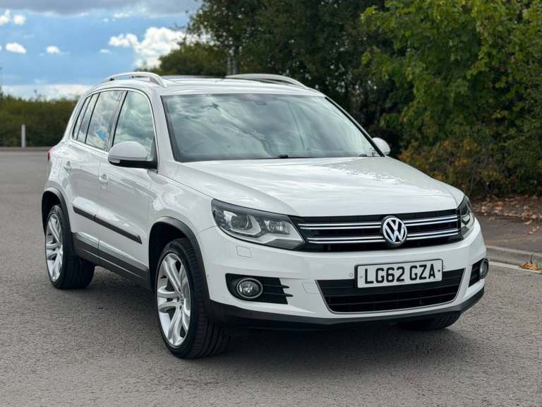 2012 Volkswagen Tiguan 2.0 TDi BlueMotion Tech Sport 5dr DSG ESTATE Diesel Automatic