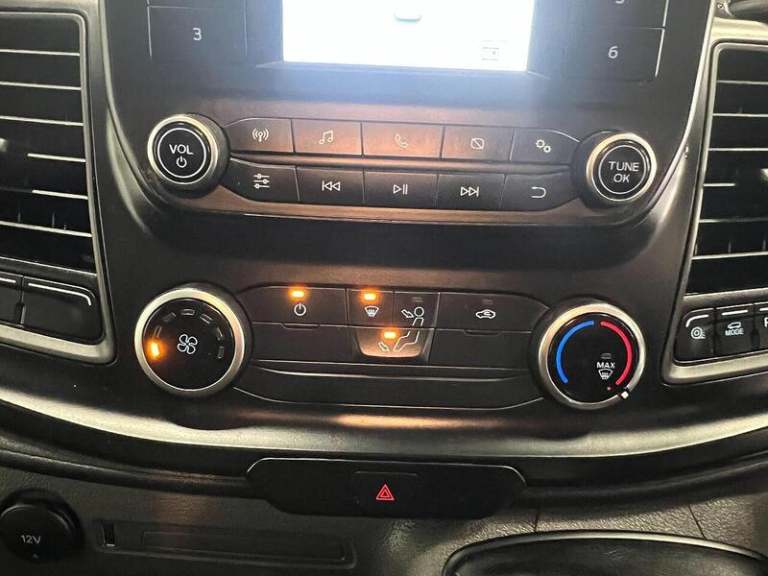 2021 Ford Transit Custom 2.0 EcoBlue 130ps Low Roof Leader Van PANEL VAN DIESEL Manual