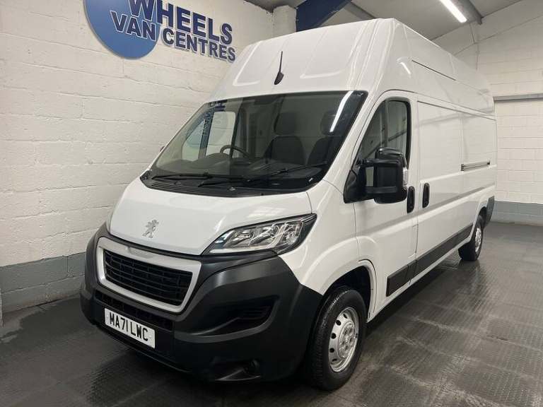 2021 Peugeot Boxer 2.2 BlueHDi 335 Professional Panel Van 5dr Diesel Manual L3 H3 Euro 6 (s/s) Pa...