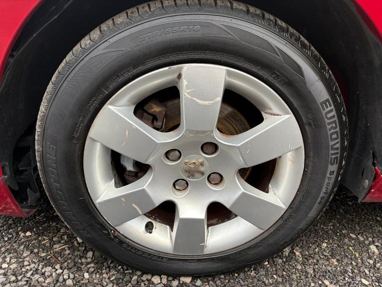 2011 Peugeot 5008 1.6 HDI FAP 112 Family Estate Diesel Manual