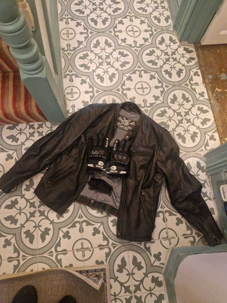 ​BKS Black Leather Motorcycle Jacket, Armoured Gloves & Waterproof Leggings Bundle