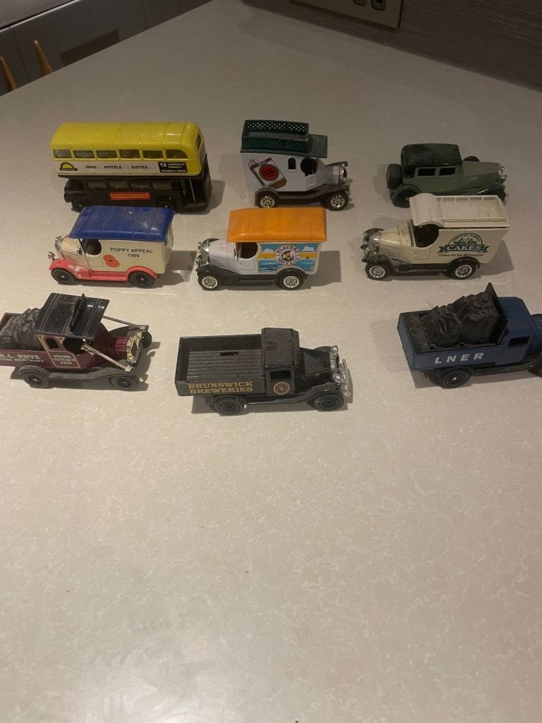Oxford die cast cars job lot 9 reduced 
