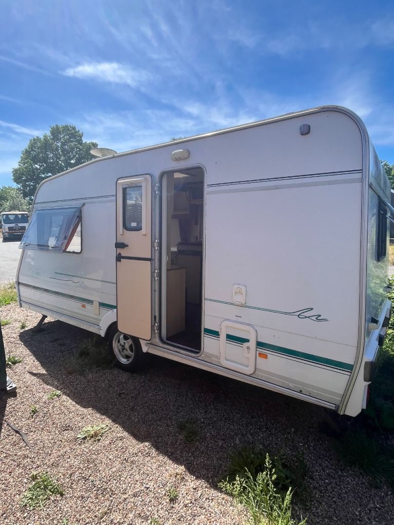 Swift caravan 