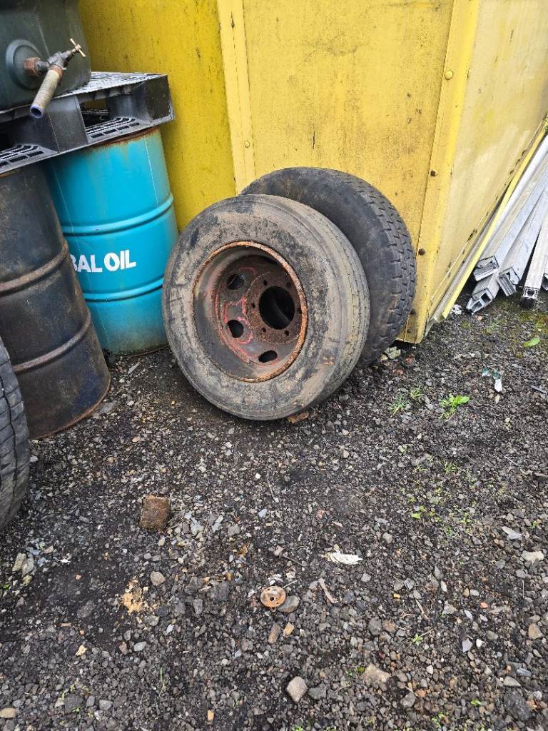 Hgv tyres and rims old free