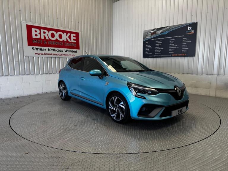 Renault Clio 1.6 E-TECH RS Line Auto Euro 6 (s/s) 5dr Petrol/Electric Hybrid Automatic